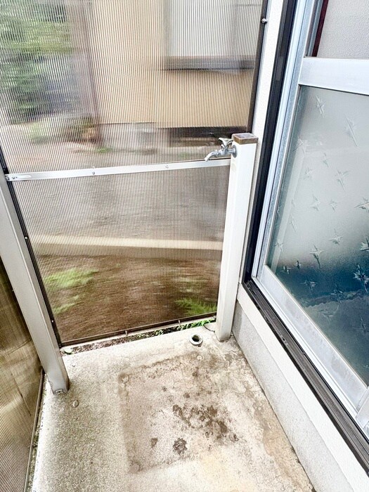 物件内観写真20　(洗濯機置場)