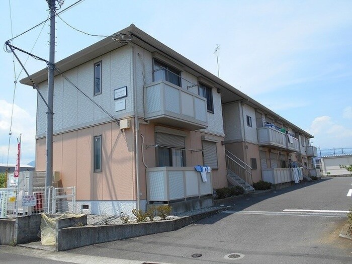 物件外観写真4　(駐車場)