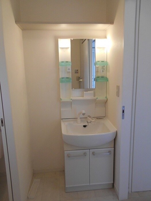 物件内観写真9　(洗面)