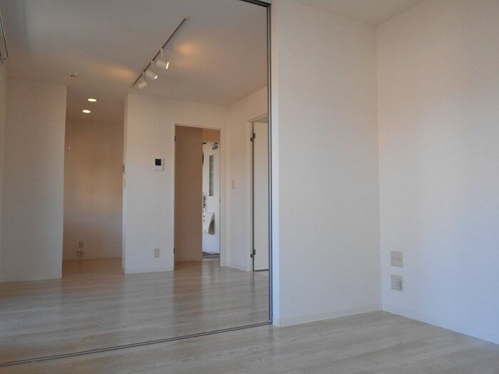 物件内観写真15　(居室)