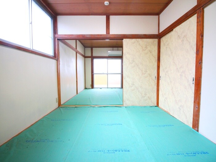 物件内観写真9　(居室)