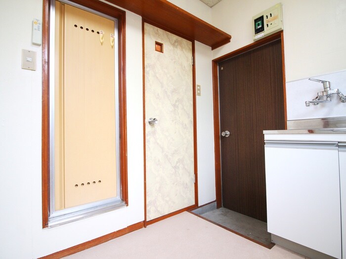 物件内観写真17　(廊下)