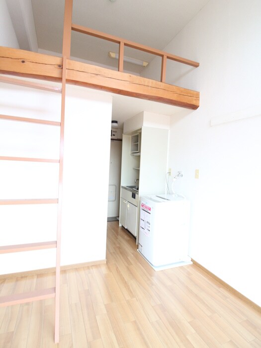 物件内観写真9　(居室)