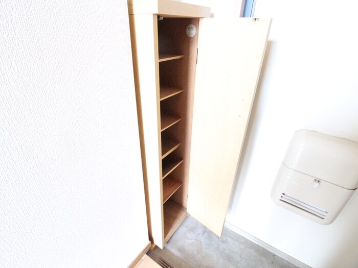 物件内観写真14　(靴箱)