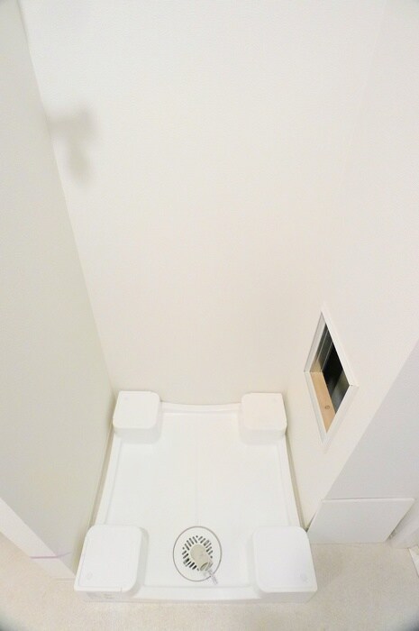 物件内観写真20　(洗濯機置場)