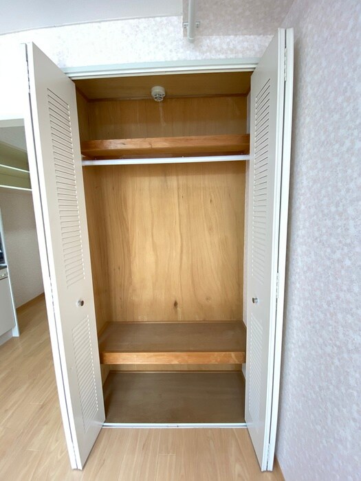 物件内観写真16　(収納)