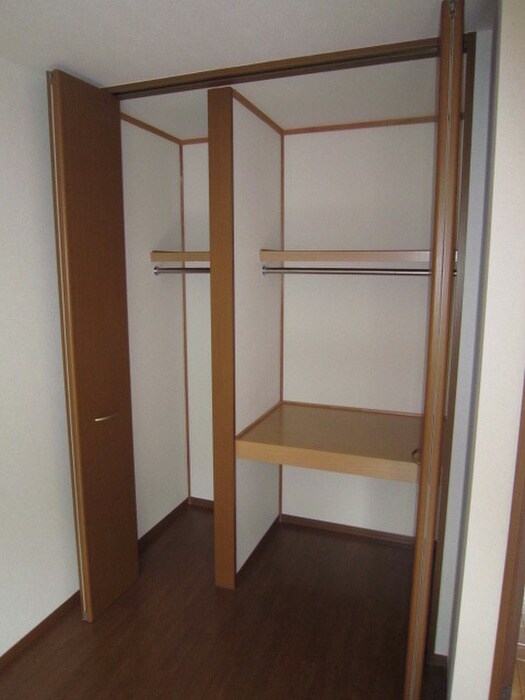 物件内観写真9　(収納)