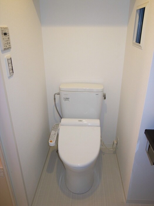 物件内観写真14　(トイレ)