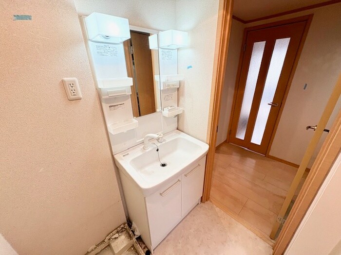 物件内観写真10　(洗面)