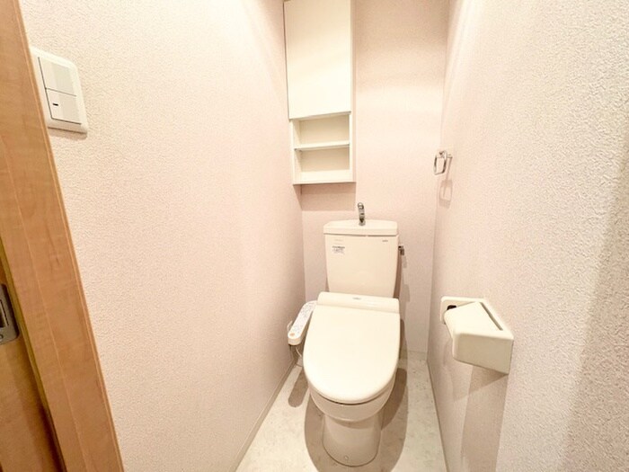 物件内観写真11　(トイレ)