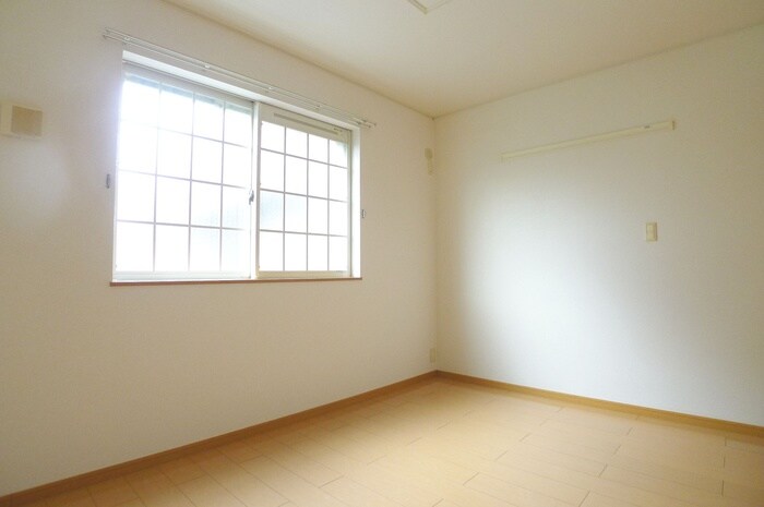 物件内観写真11　(居室)