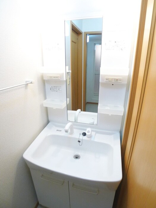 物件内観写真13　(洗面)