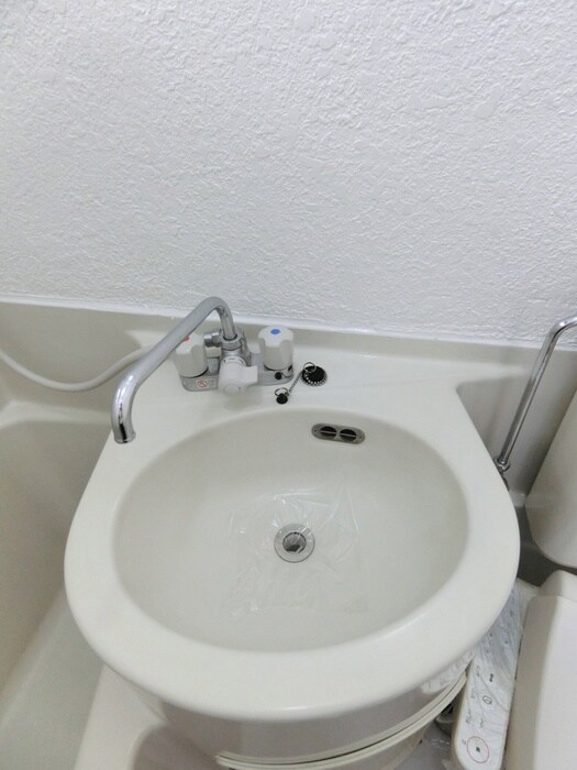 物件内観写真8　(洗面)