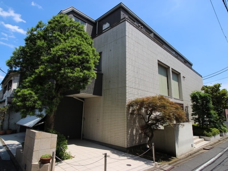 グランパルク駒場野外観写真