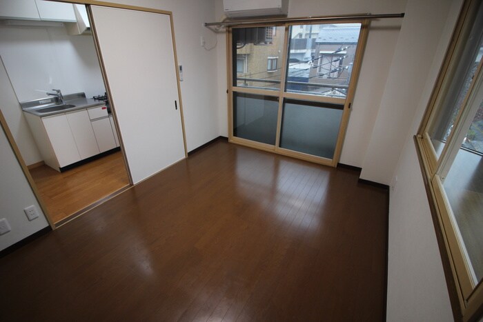 物件内観写真22　(居室)