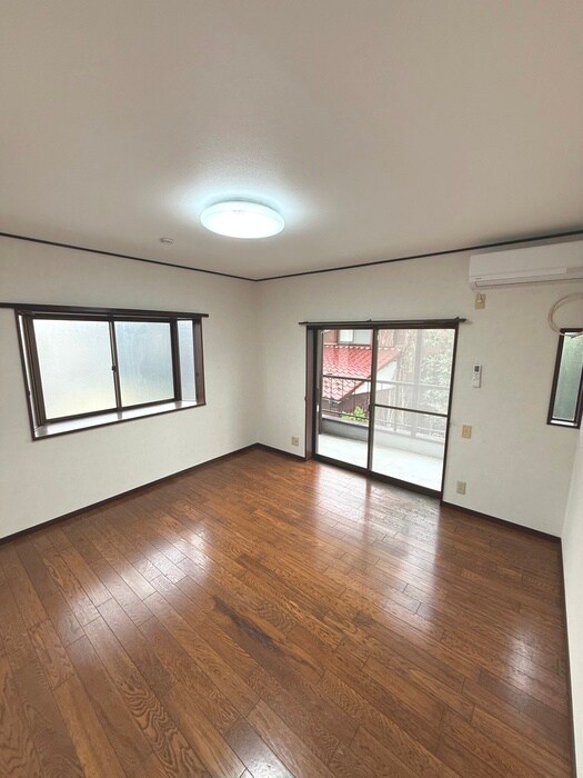 萩山町貸家322の居室