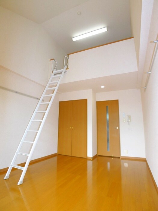 物件内観写真9　(居室)