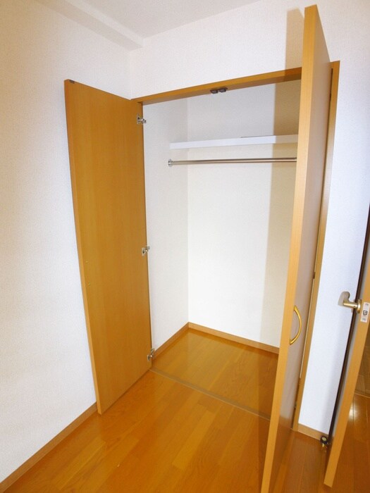 物件内観写真11　(収納)