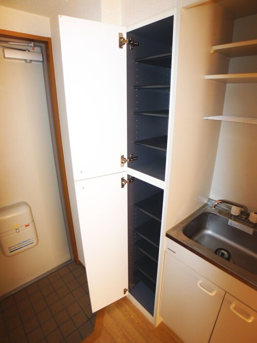 物件内観写真11　(靴箱)