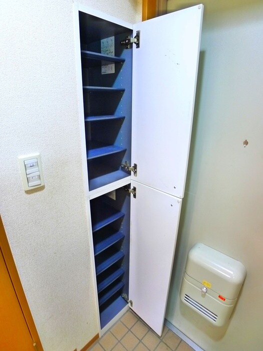 物件内観写真16　(靴箱)