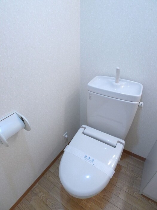 物件内観写真16　(トイレ)