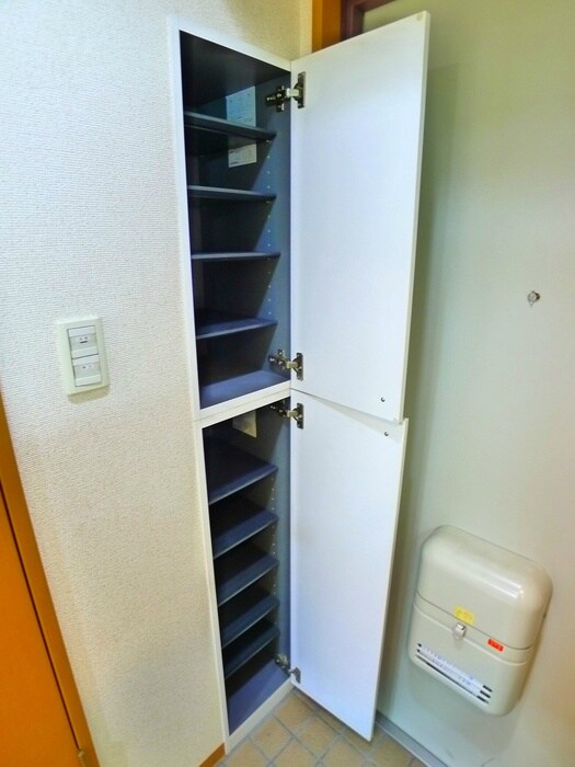 物件内観写真18　(靴箱)