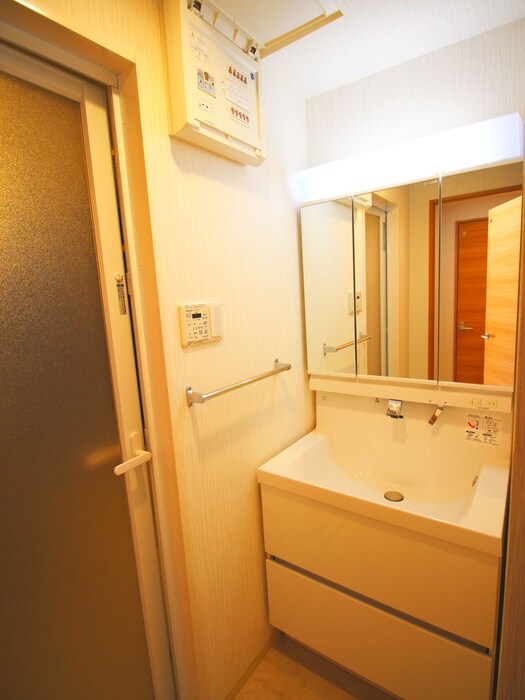 物件内観写真15　(洗面)