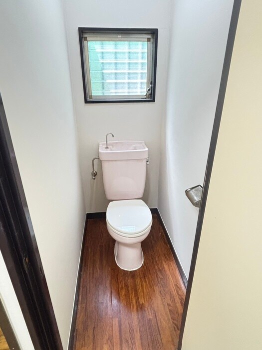 物件内観写真13　(トイレ)