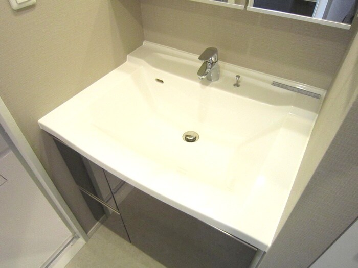 物件内観写真9　(洗面)