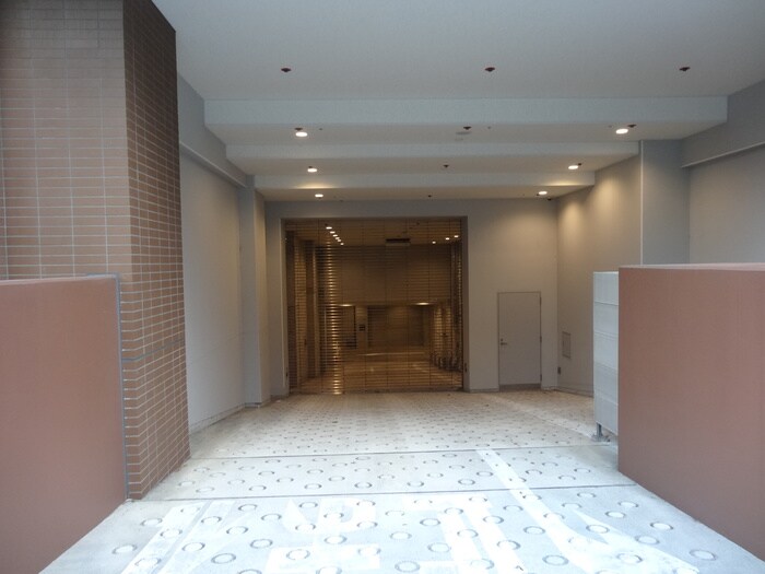 物件外観写真5　(駐車場)