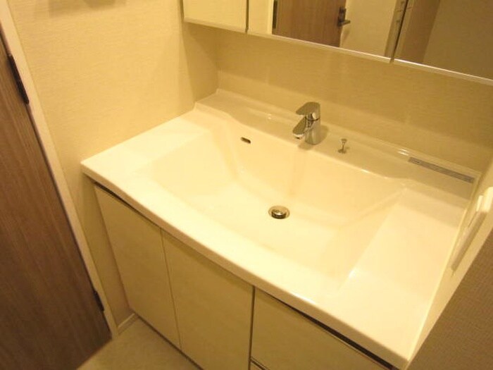 物件内観写真11　(洗面)