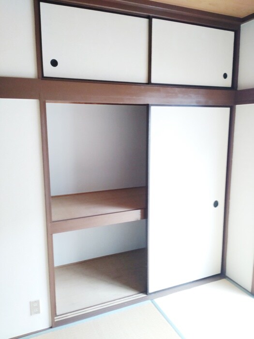 物件内観写真8　(収納)