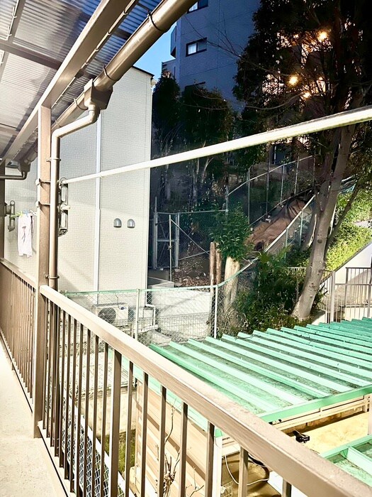 物件内観写真22　(室内からの展望)