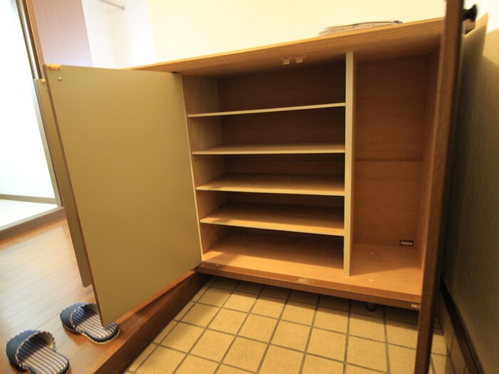 物件内観写真19　(靴箱)