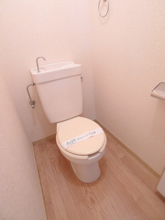 物件内観写真16　(トイレ)