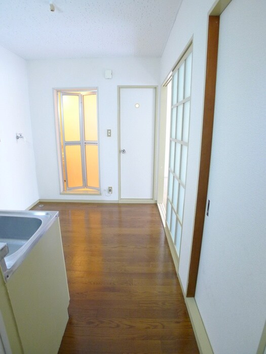 物件内観写真18　(玄関)