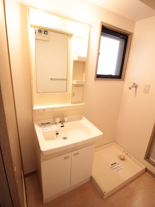 物件内観写真9　(洗面)