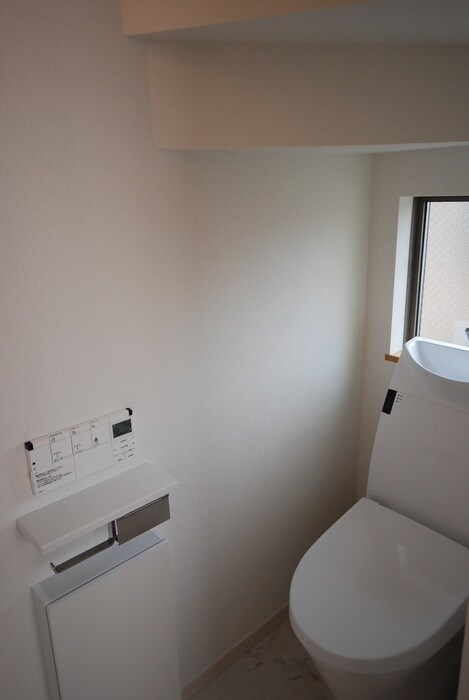 物件内観写真13　(トイレ)