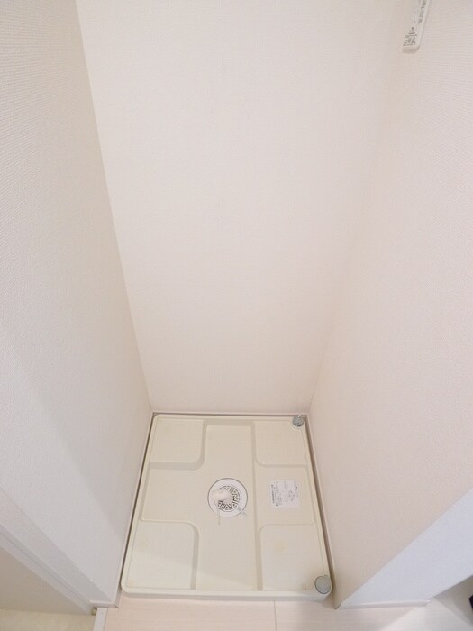 物件内観写真14　(洗濯機置場)