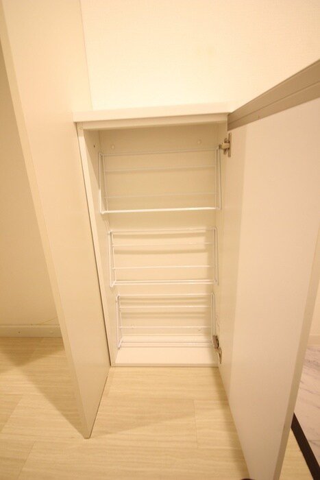 物件内観写真16　(靴箱)