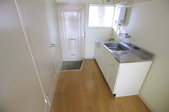 物件内観写真15　(玄関)