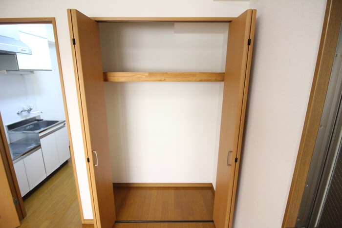 物件内観写真11　(収納)