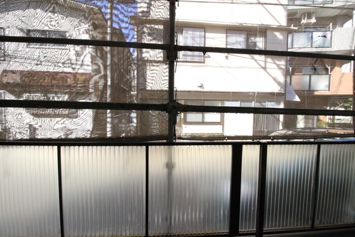 物件内観写真20　(室内からの展望)