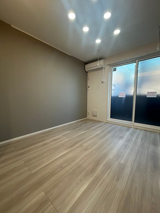 物件内観写真11　(居室)