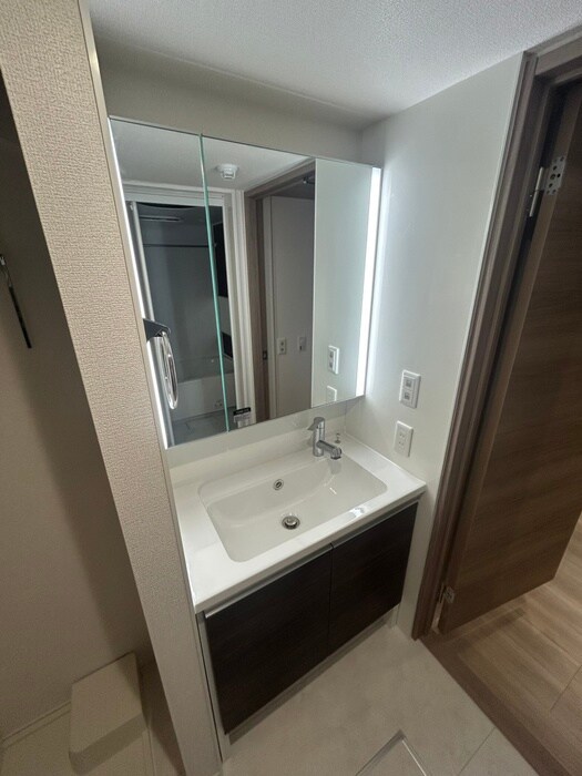 物件内観写真13　(洗面)