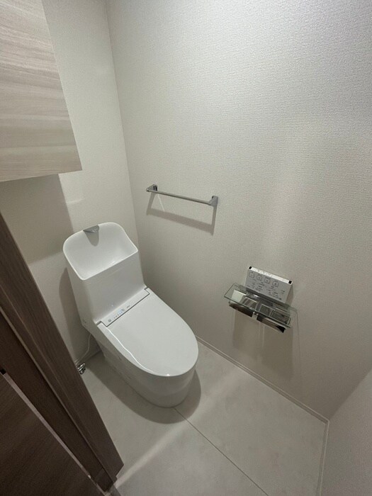 物件内観写真14　(トイレ)