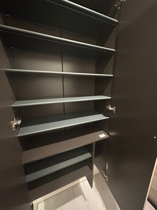 物件内観写真15　(靴箱)