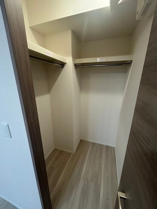 物件内観写真16　(収納)