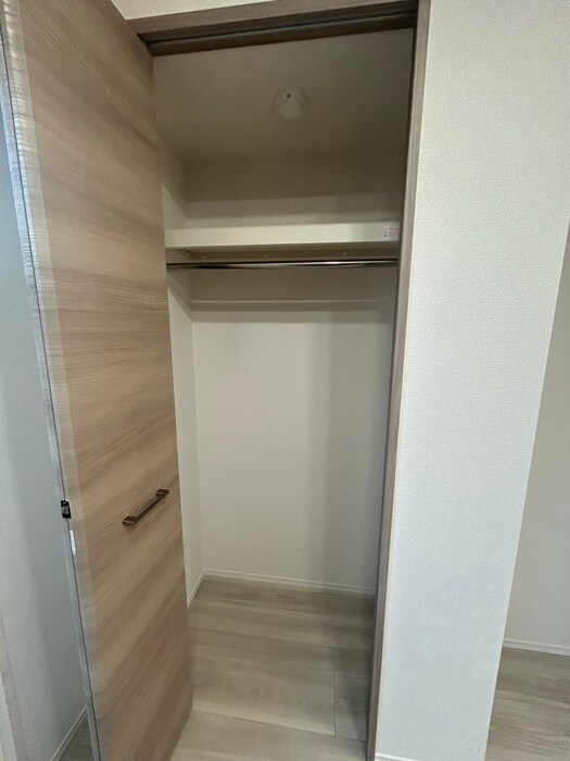 物件内観写真16　(収納)