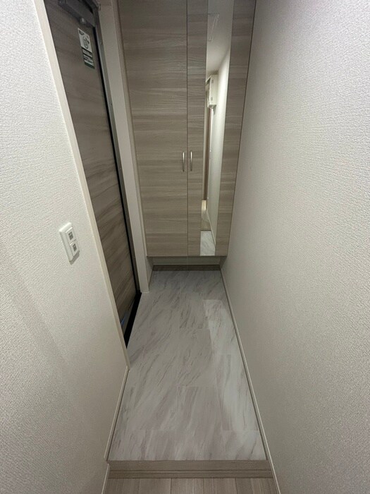 物件内観写真17　(玄関)